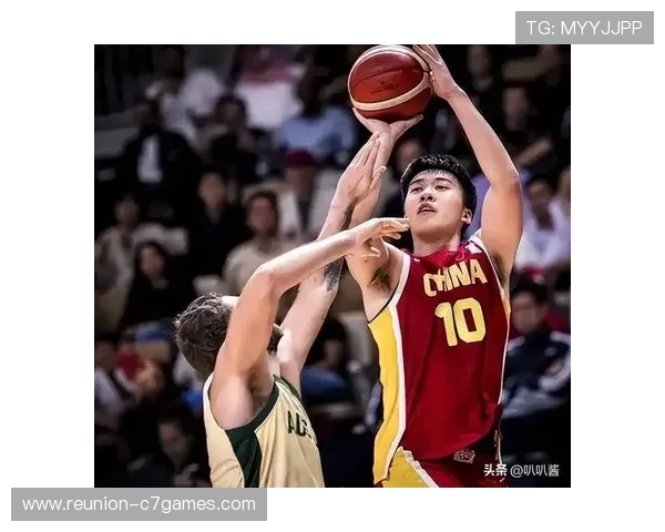 中国篮球队力克强敌成功晋级亚洲杯四强 强势表现令人期待