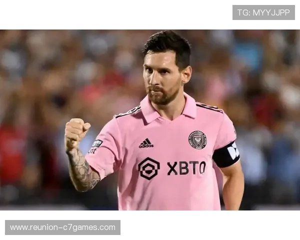 梅西加盟迈阿密国际首战表现亮眼，带领球队逆转取胜震撼全场