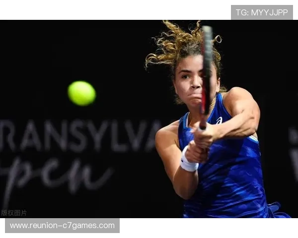 网球赛场惊现黑马新秀横扫劲敌引发全球关注